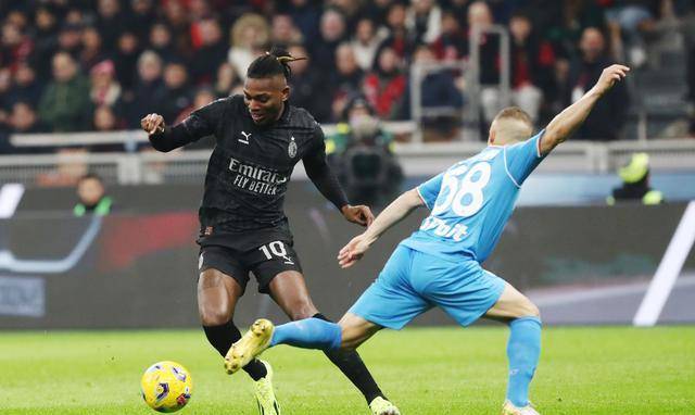 半场结束前 半场结束前